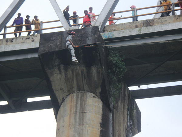 Open Trip Rope Jump Rajamandala